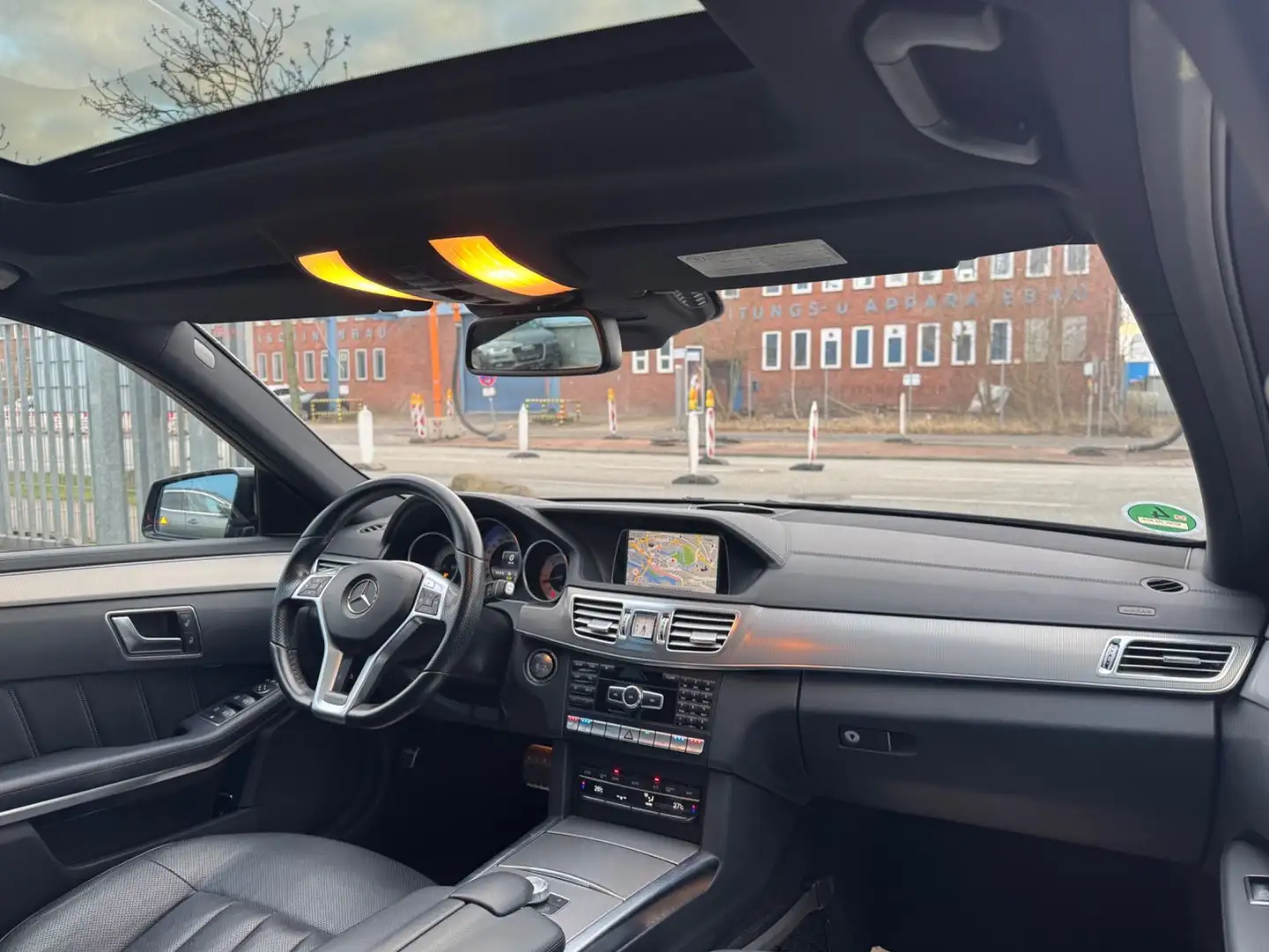 Mercedes-Benz E 350 T BlueTec 4Matic AMG-LINE|PANO|KAMERA|VOLL Schwarz - 2