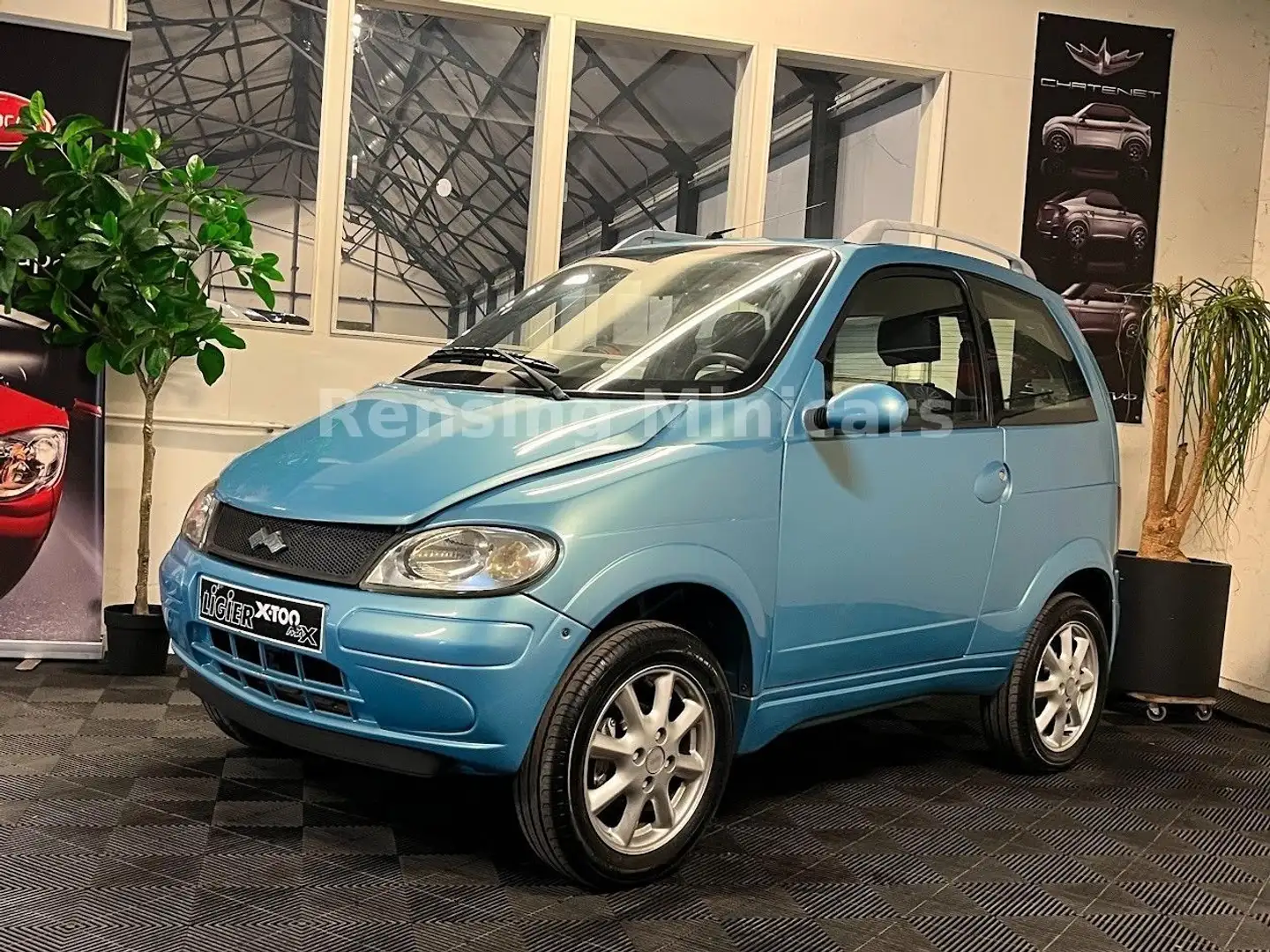 Ligier X-Too XXL Koffer hellblau Mopedauto Microcar Albastru - 2