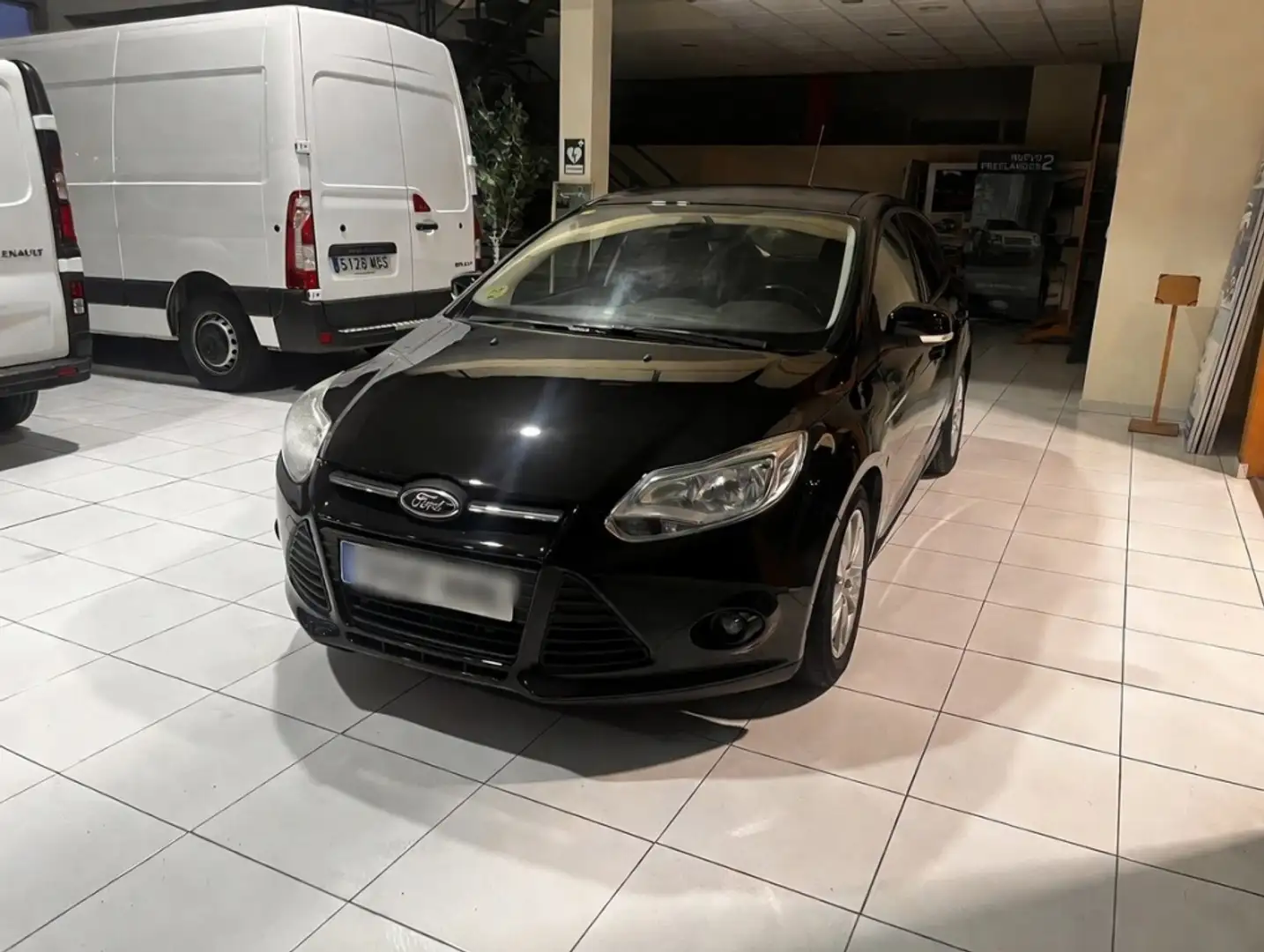 Ford Focus 1.6TDCi Trend 115 Negro - 2