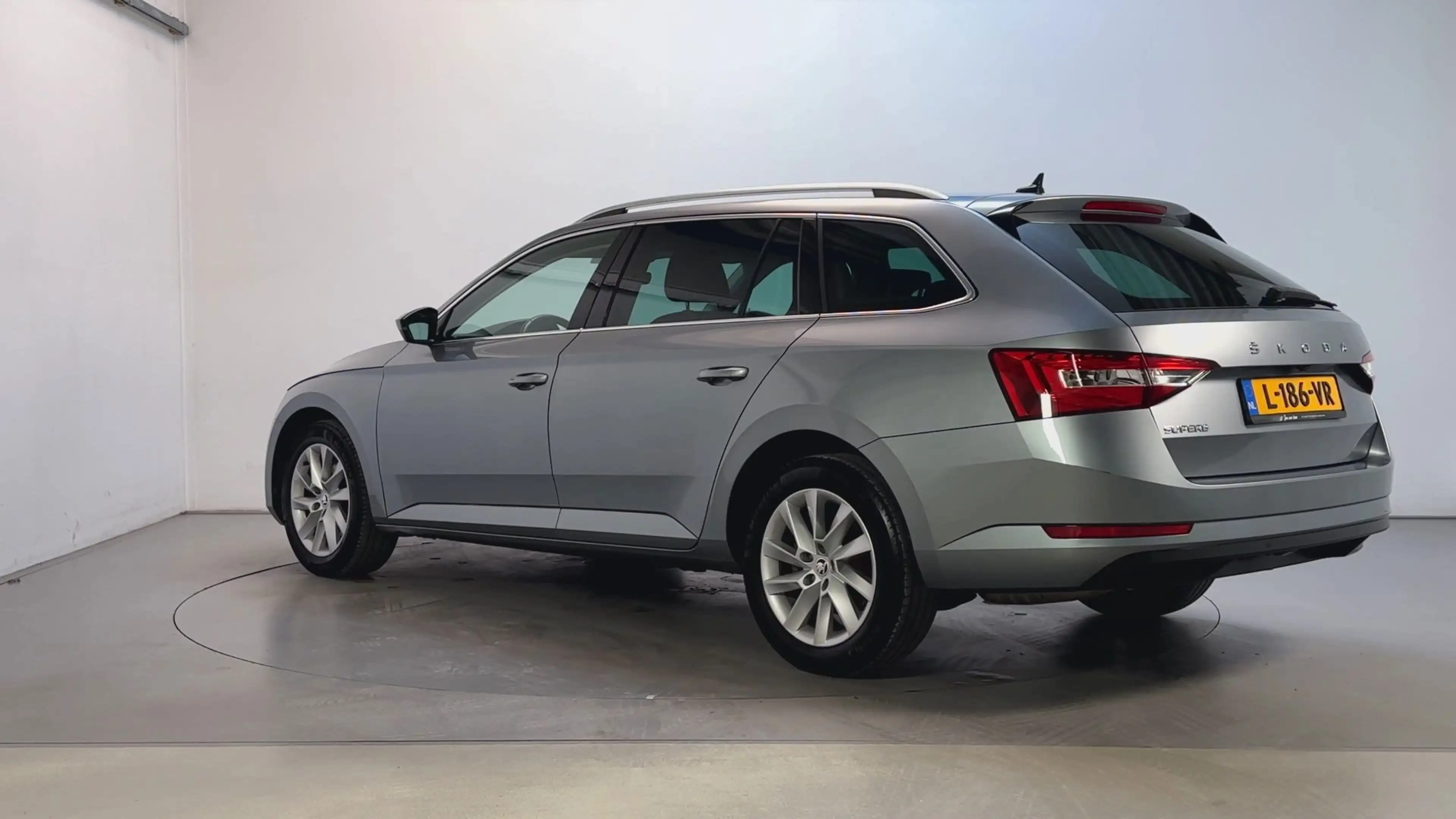 Skoda Superb Combi 1.5 TSI 105pk DSG ACT Business Edition Adapt — photo 5