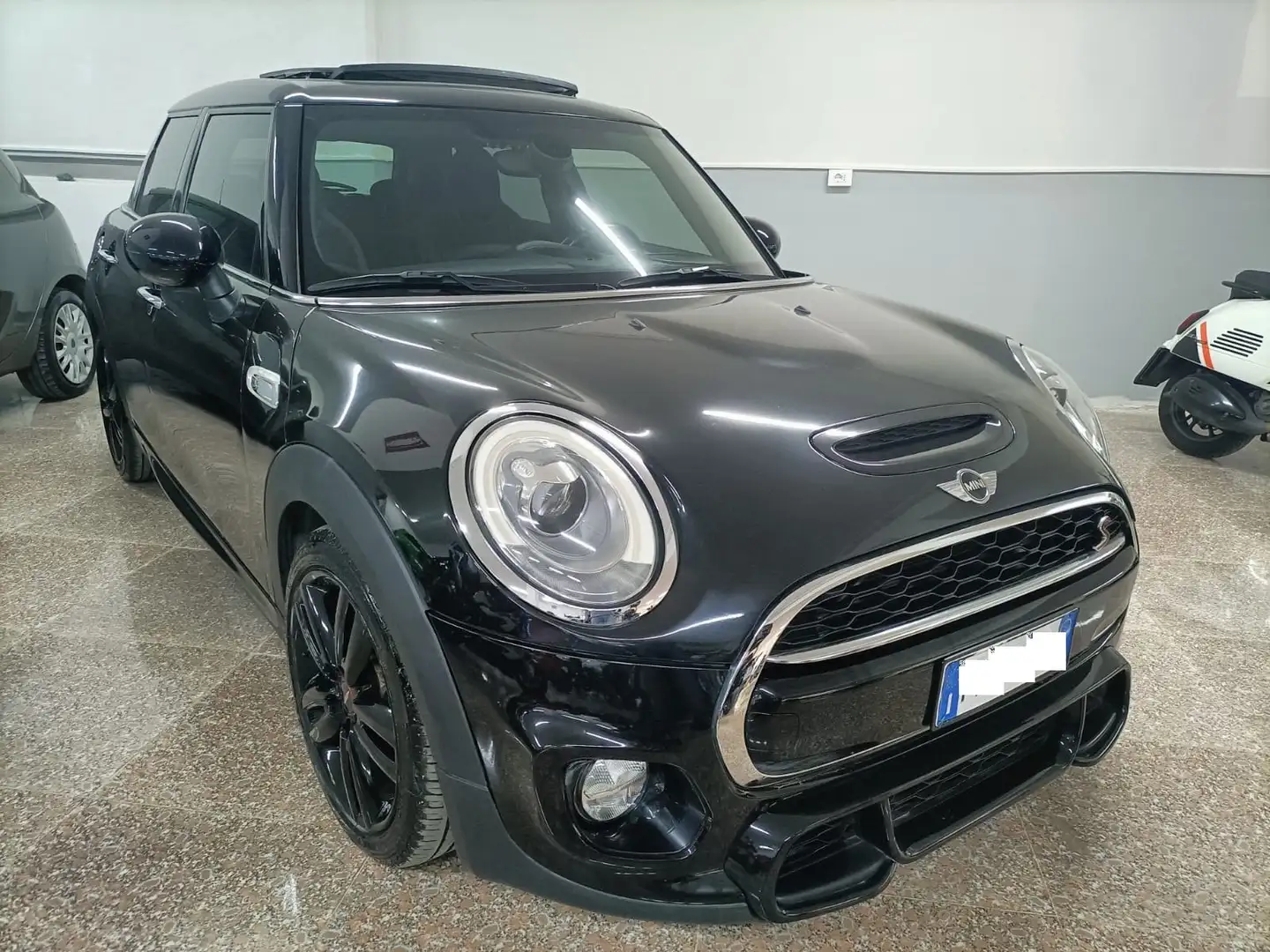 MINI Cooper SD Mini 2.0 Cooper SD 170CV 5p Autom. RATE / GARANZIA Nero - 2