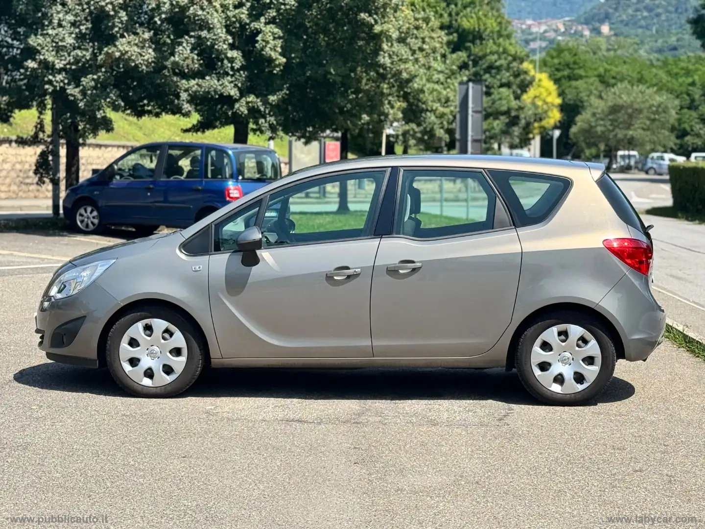 Opel Meriva 1.3 CDTI Elective Grau - 2
