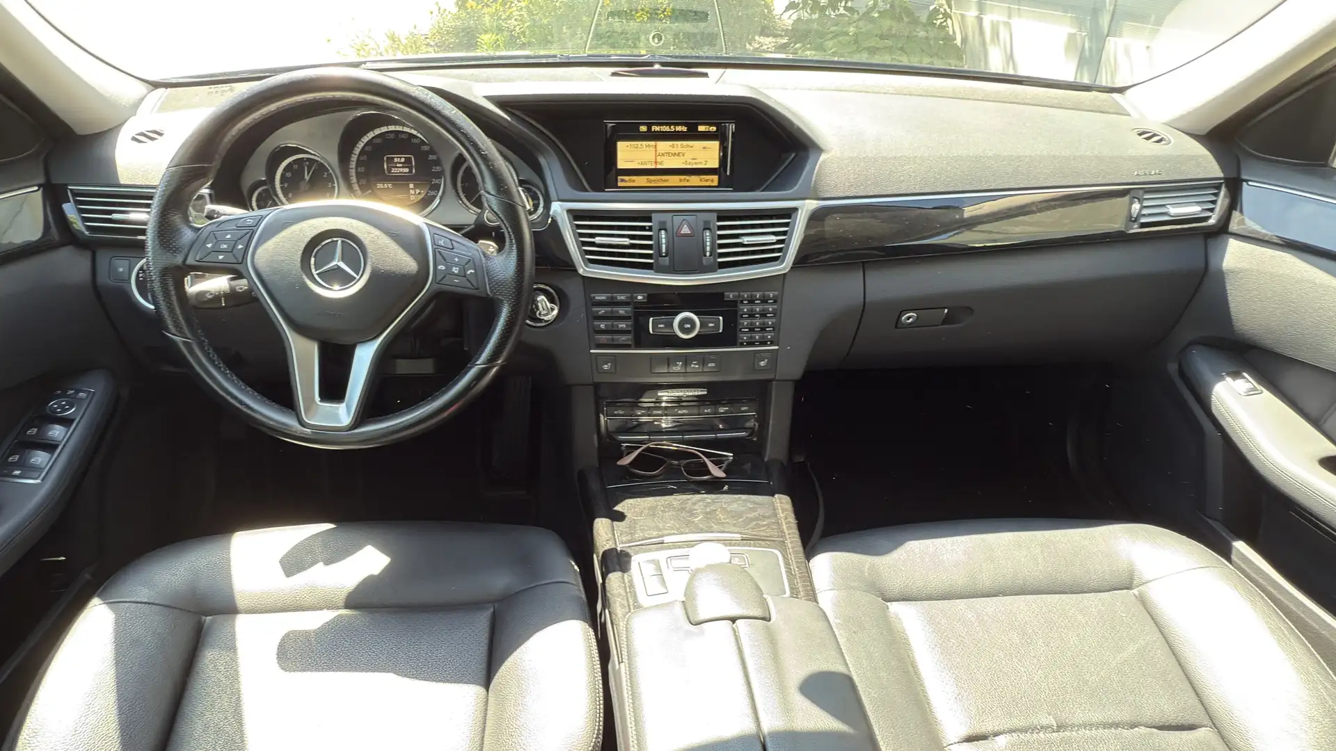 Mercedes-Benz E 220 CDI  -7- Setzen Mit Neue pickel Schwarz - 2