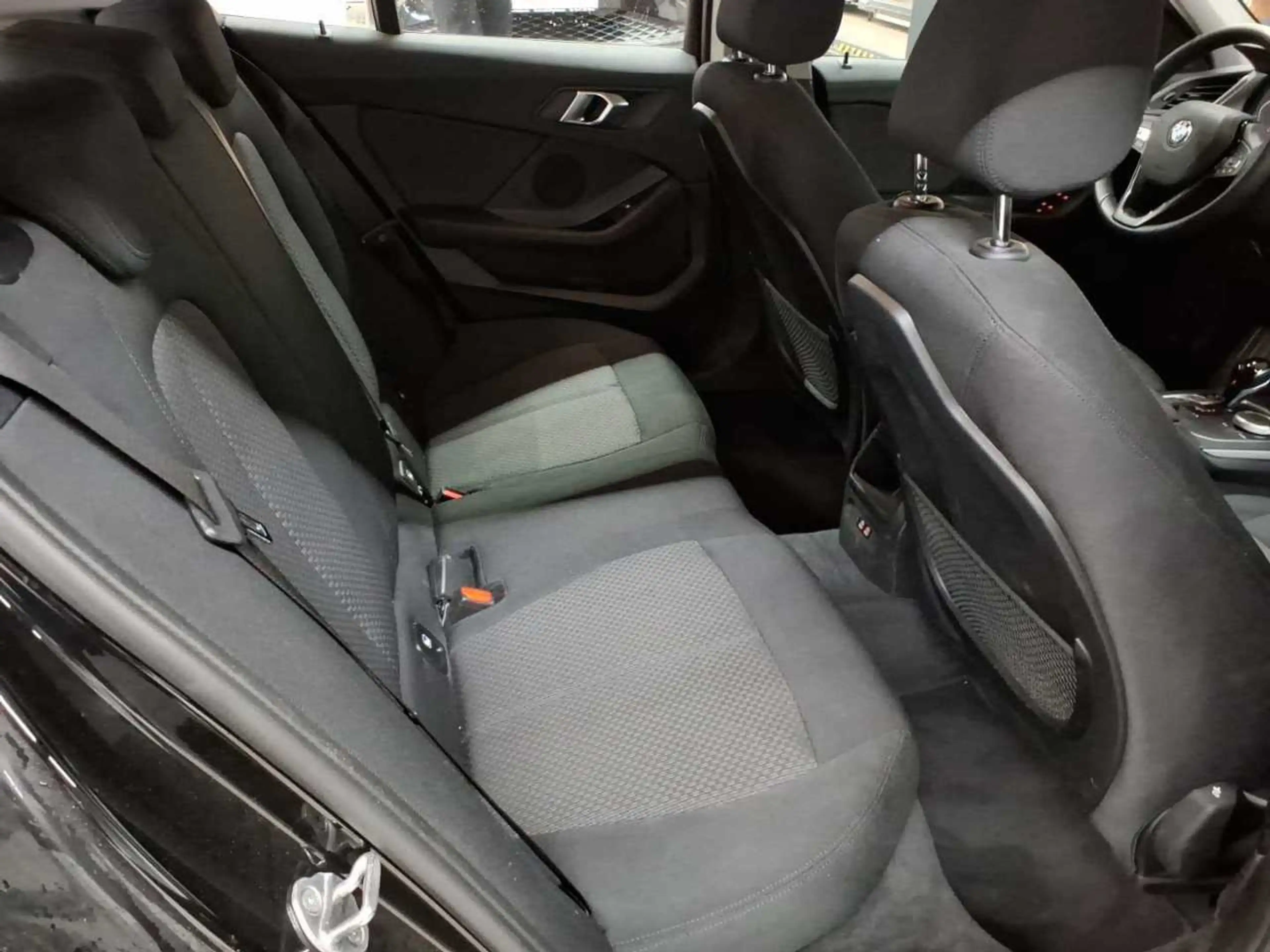 BMW 118 118i Aut. Advantage Navi SHZ LED — photo 14