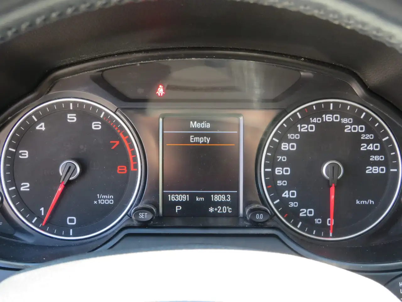 Audi Q5 снимка Audi Q5
