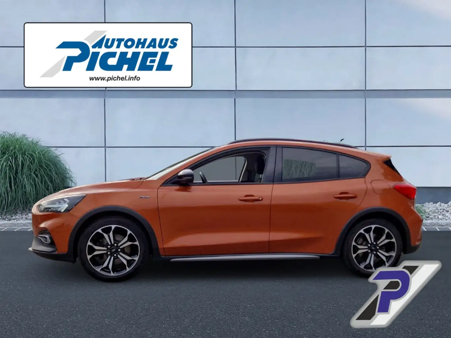 Ford Focus Active 5TÜRER NAVI PPS VO+HI WINTERPAKET FAHRASSIS Orange - 2