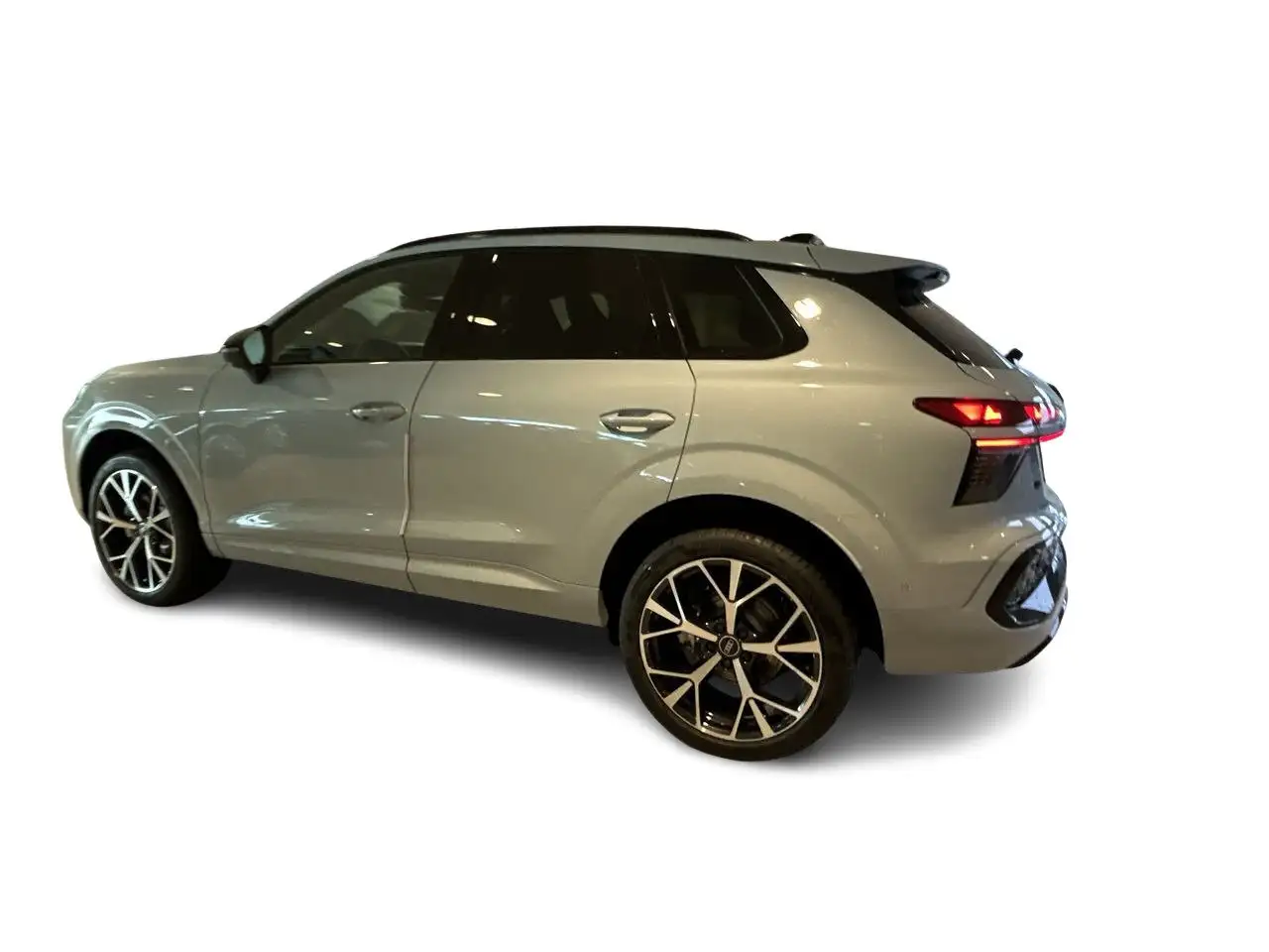 Audi Q3 снимка Audi Q3