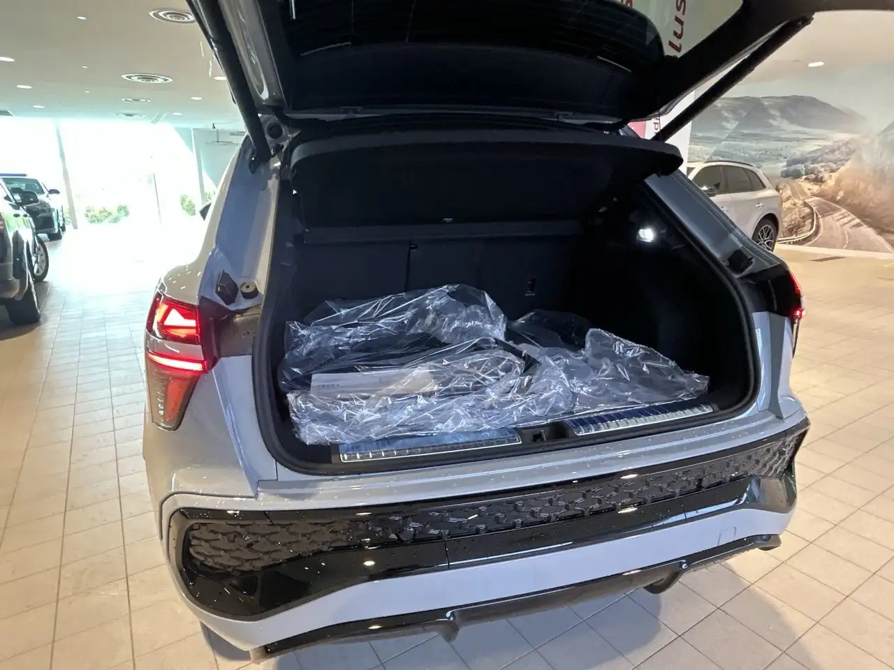 Audi Q3 снимка Audi Q3