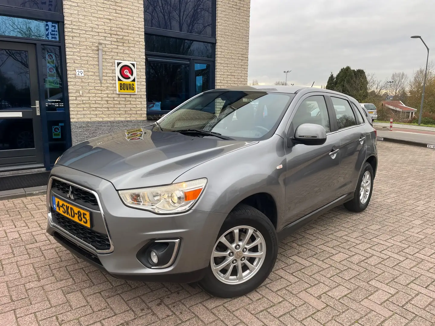 Mitsubishi ASX 1.6 Cleartec Invite- trekhaak-NL auto-NAP Grijs - 1