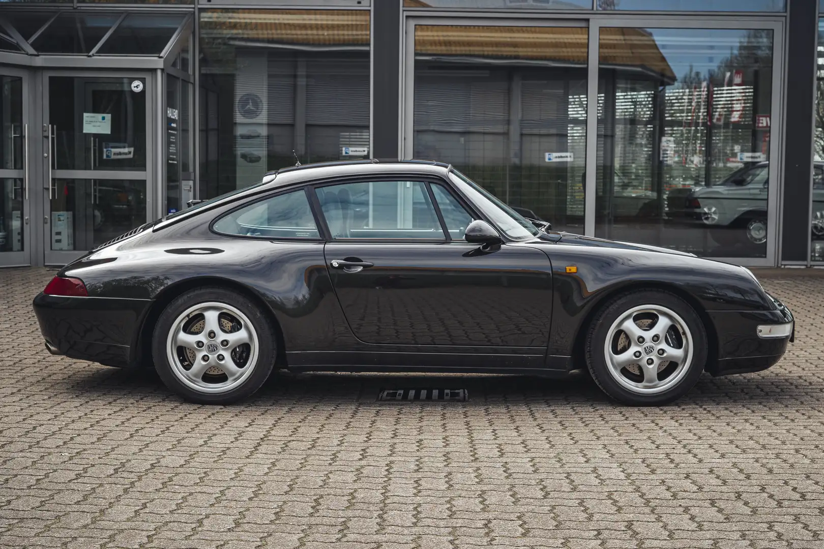 Porsche 993 Coupe /Deutsch/SSD Schwarz - 2