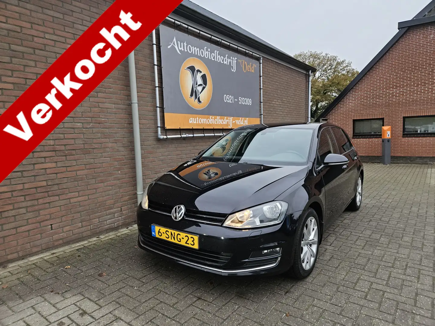 Volkswagen Golf 2.0 TDI Highline Noir - 1