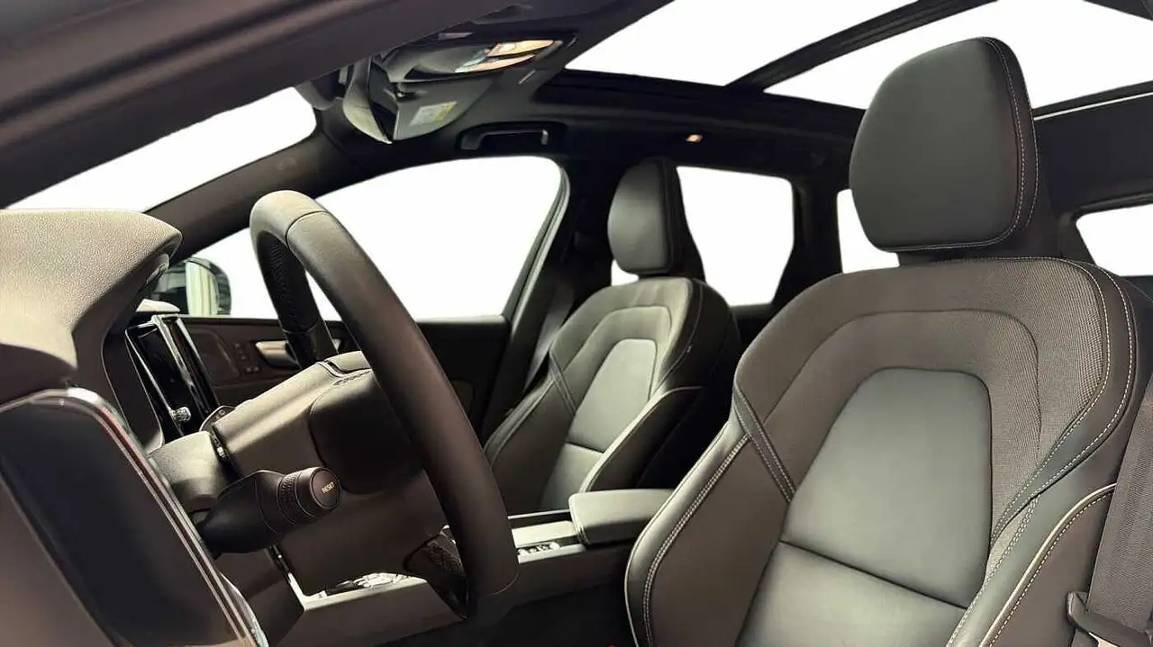 Volvo XC60 B4 AUT Plus Dark, миниатюра 11