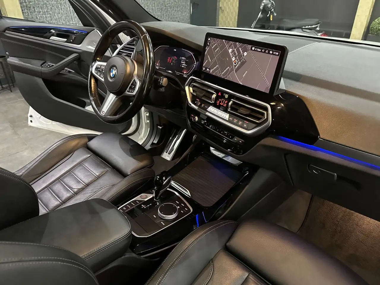 BMW X3 xDrive 20 d M Sport /PANORAMA / LEDER /KAMERA, миниатюра 16