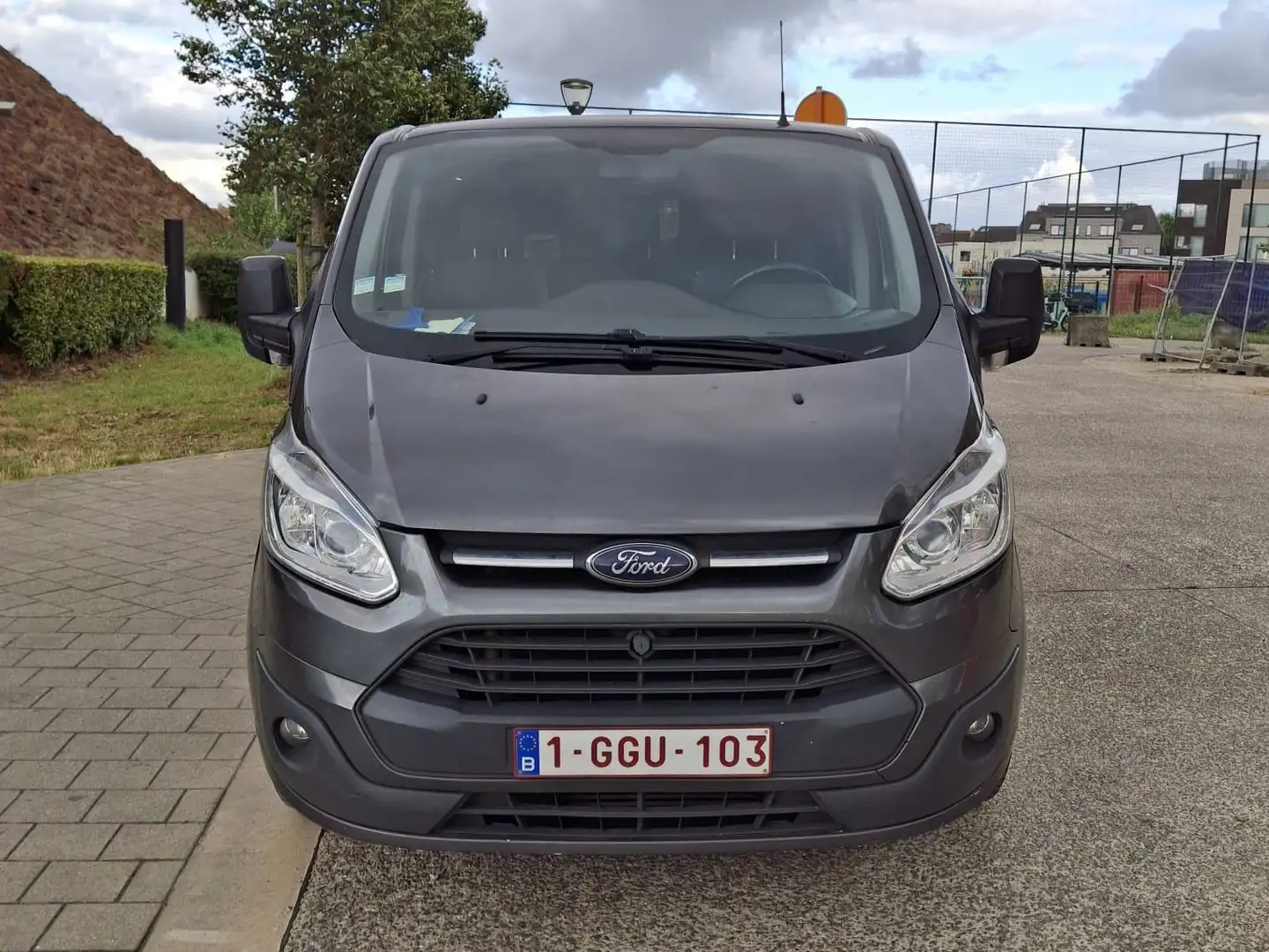 Ford Transit Custom Transit Custom 2.2 TDCi L1H2 Ambiente Gris - 2