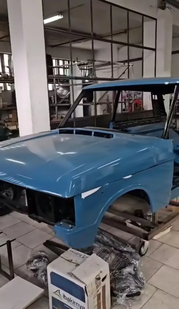 Land Rover Range Rover Range Rover Classic Vogue EFi Синий - 1