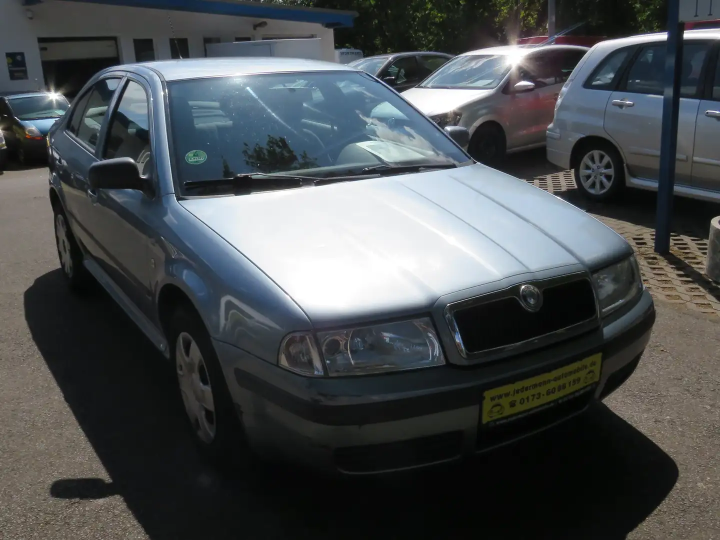 Skoda Octavia 1.6 Family Edition Grau - 1