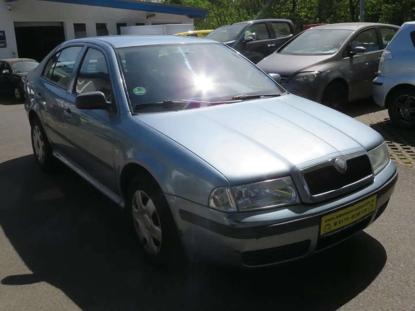 Skoda Octavia 1.6 Family Edition Gris - 1