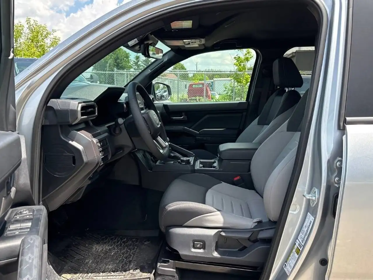 Toyota Tacoma снимка Toyota Tacoma