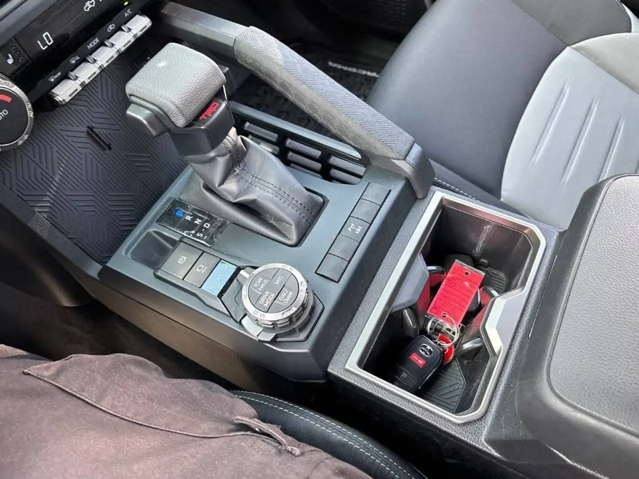 Toyota Tacoma снимка Toyota Tacoma