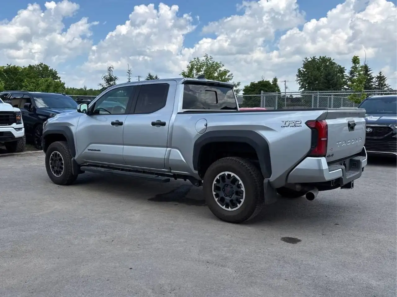 Toyota Tacoma снимка Toyota Tacoma