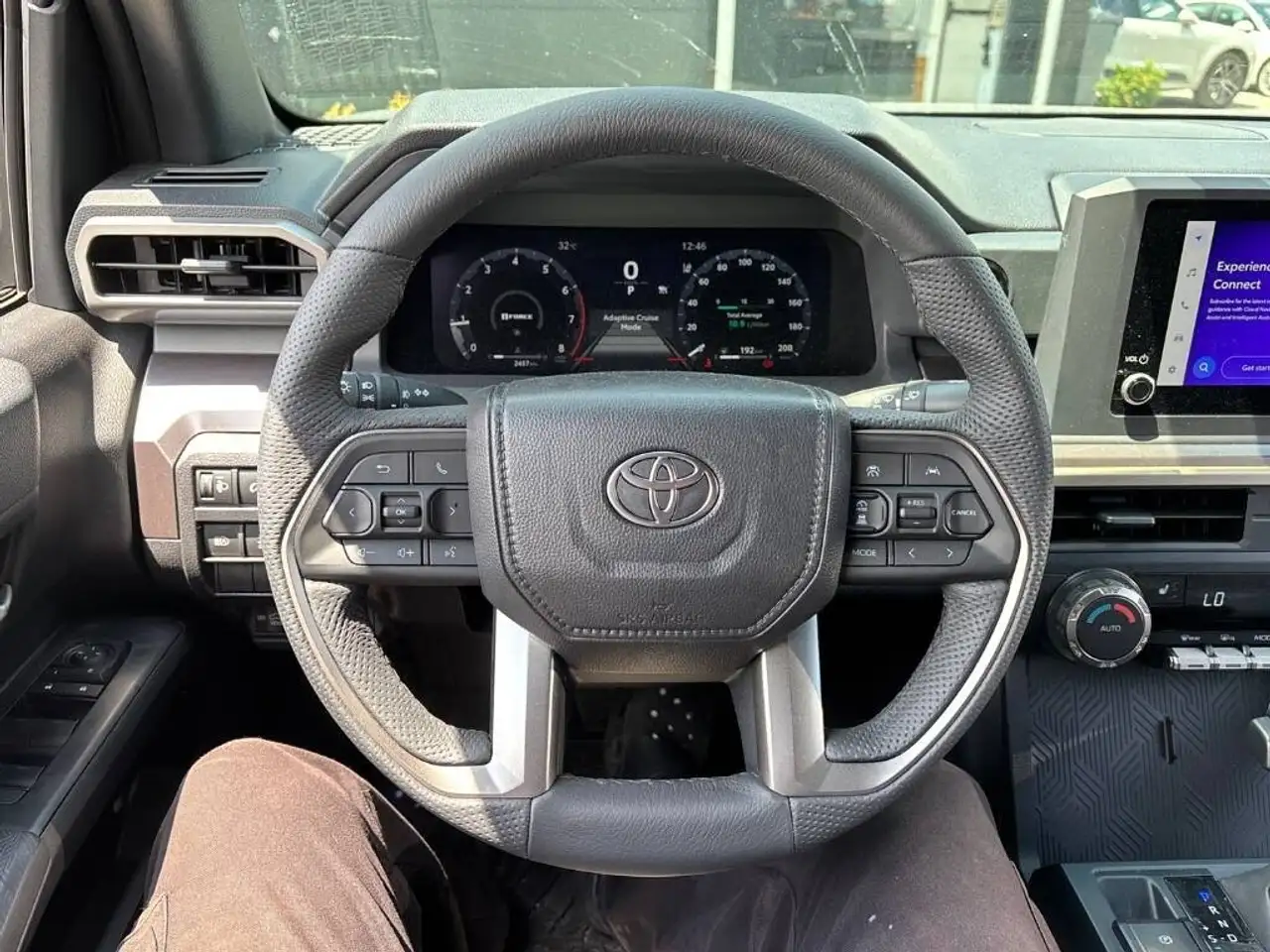 Toyota Tacoma снимка Toyota Tacoma