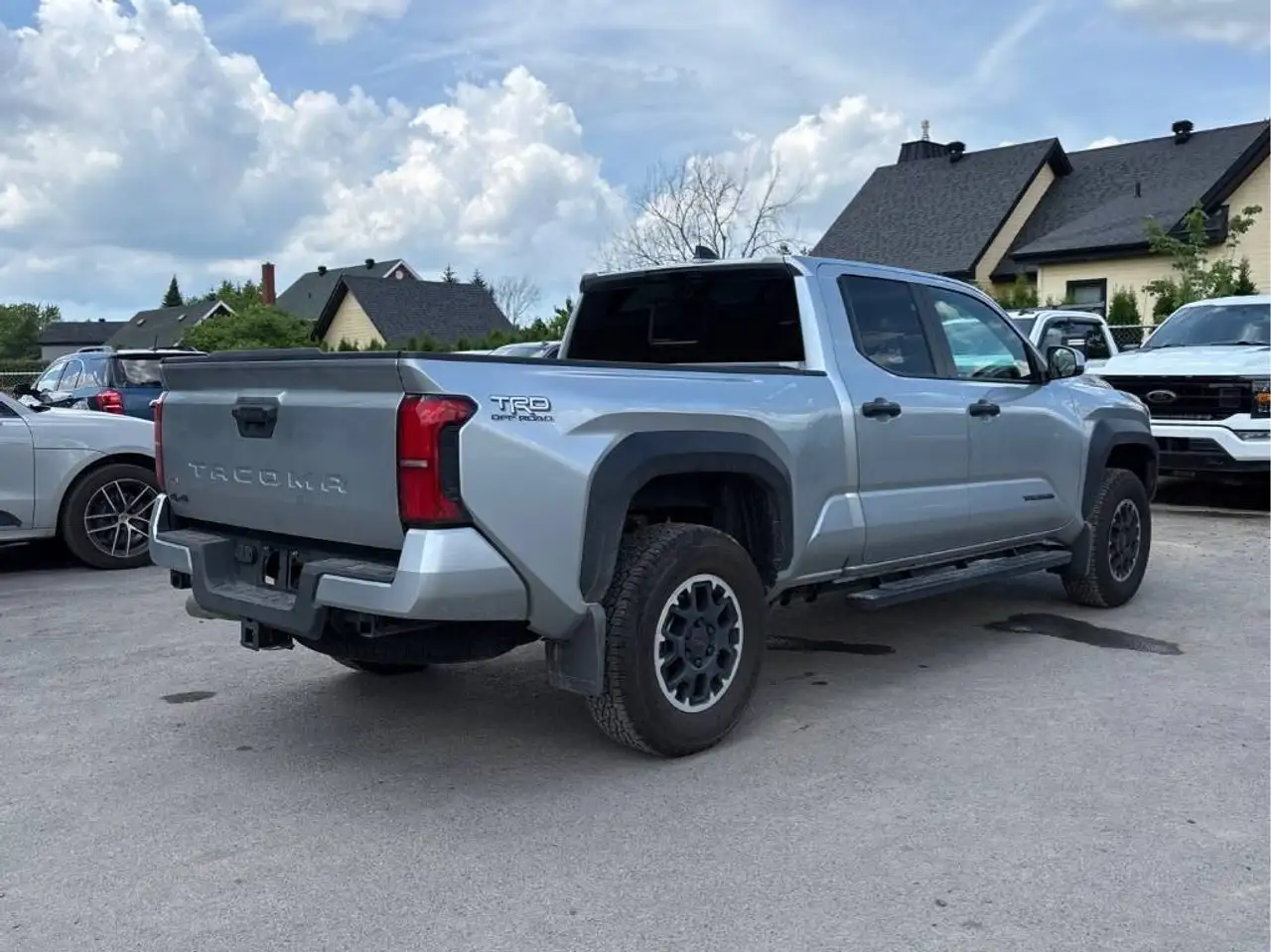 Toyota Tacoma снимка Toyota Tacoma