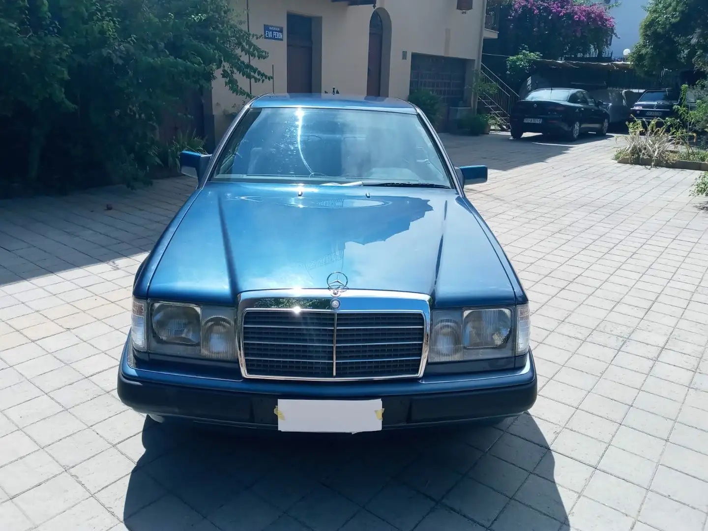 Mercedes-Benz CE 300 300 CE 24 V plava - 1