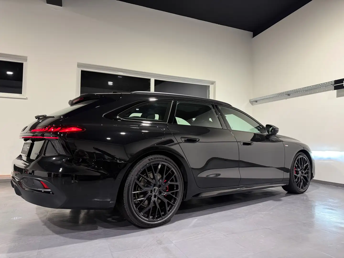 Audi A6 2.0 TDI quattro edition one "netto 59.000,00" Schwarz - 2