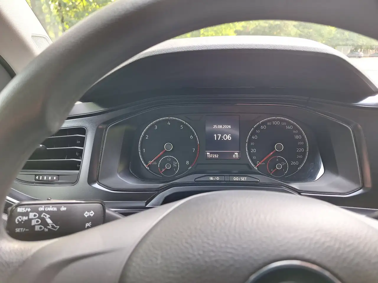 Volkswagen Polo Citadine 5 portes — photo 11