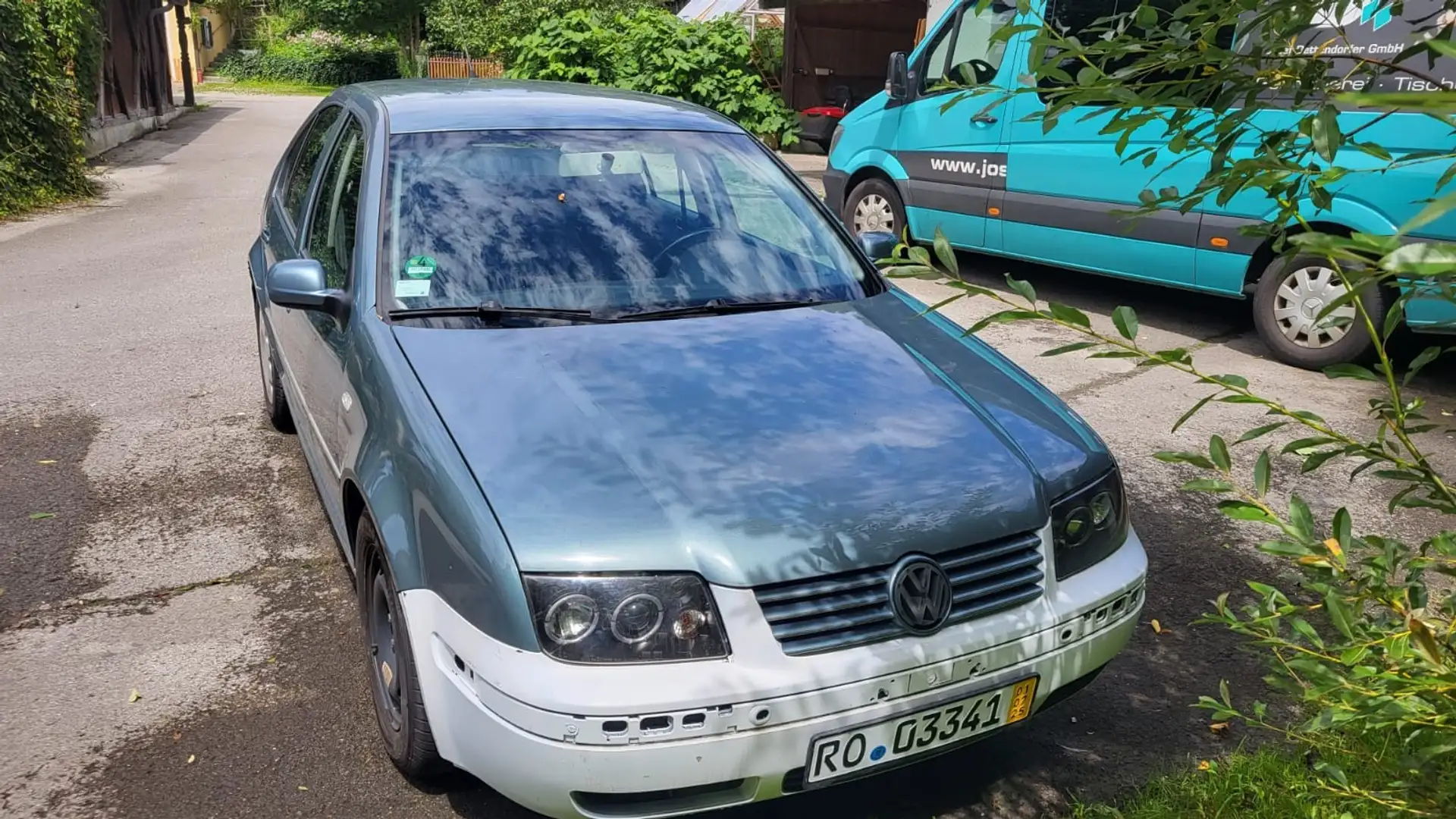 Volkswagen Bora 1.6 Comfortline zum Ausschlachten - 1