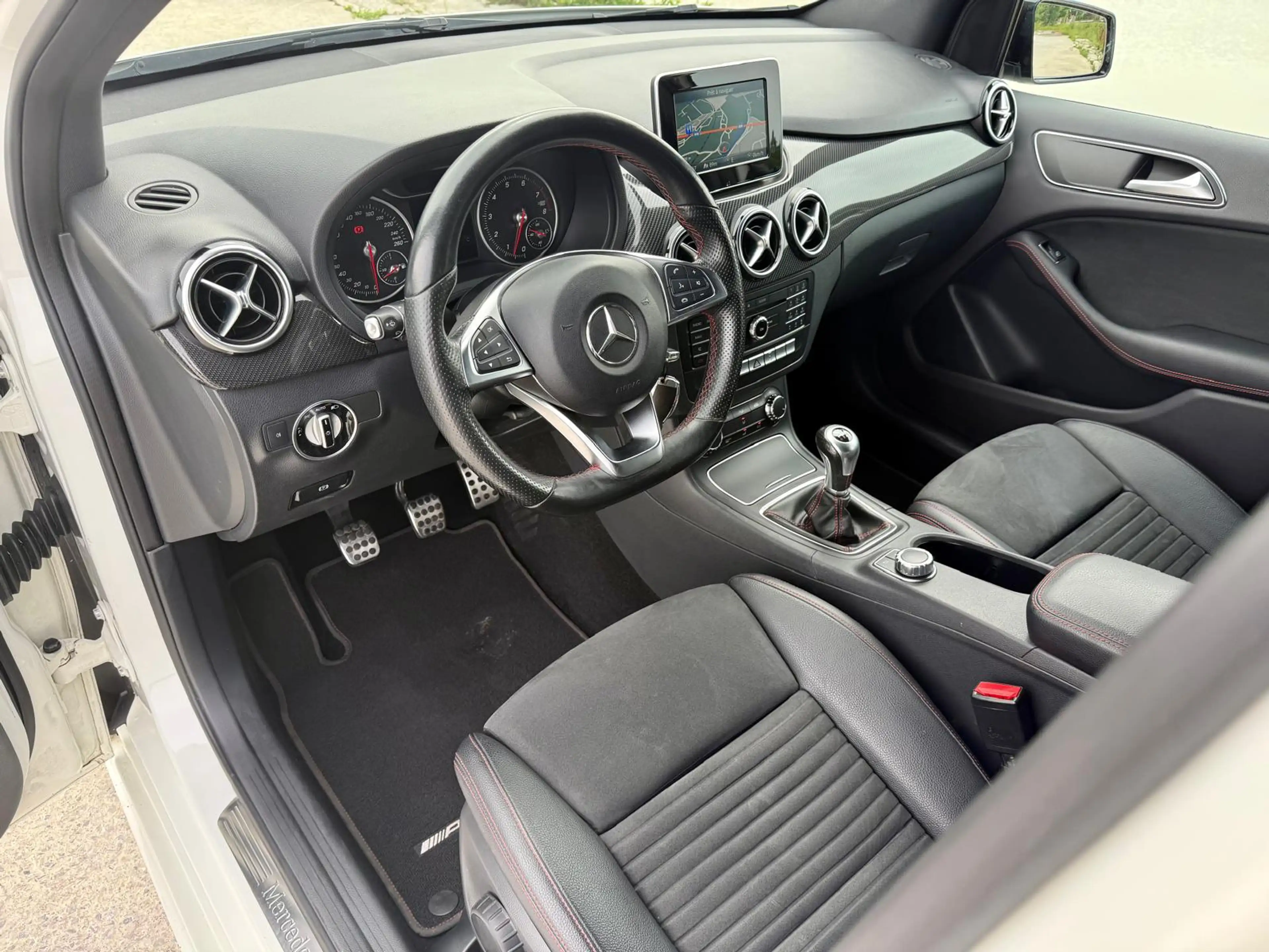 Mercedes-Benz B 160 *AMG*Line*Clim*Navi*Nice*Condition*Garantie — photo 8