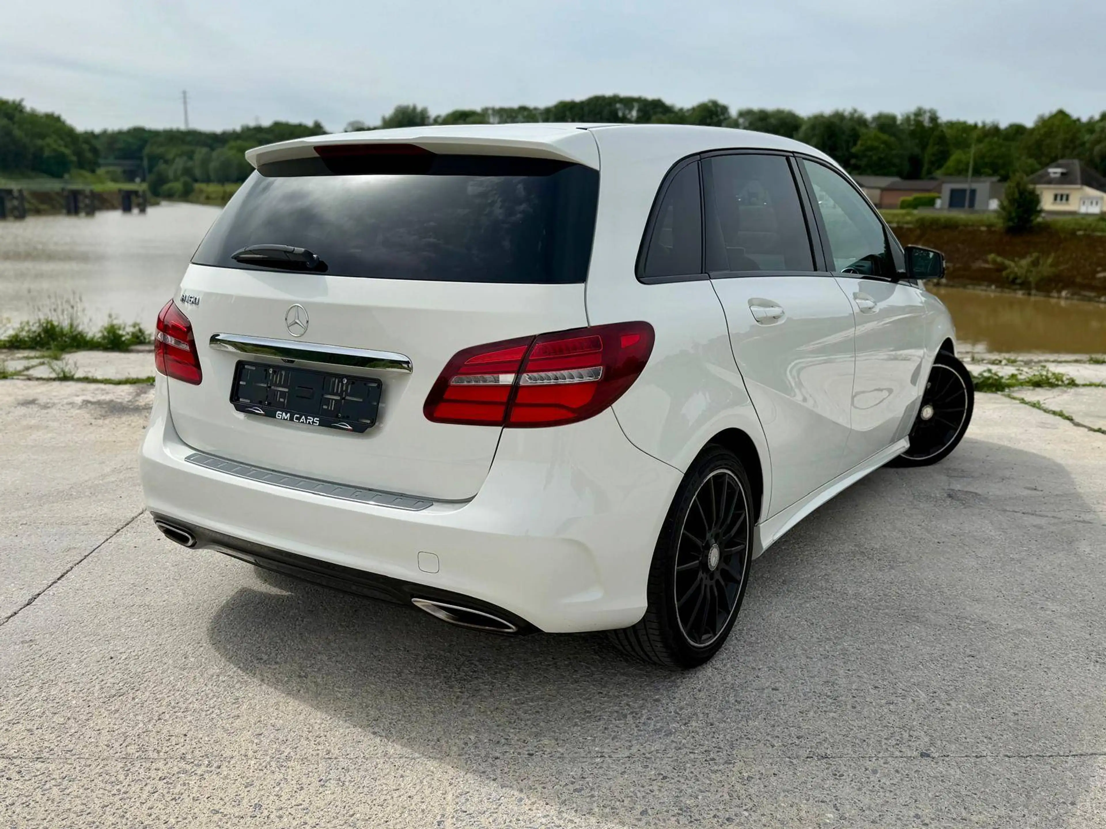 Mercedes-Benz B 160 *AMG*Line*Clim*Navi*Nice*Condition*Garantie — photo 4