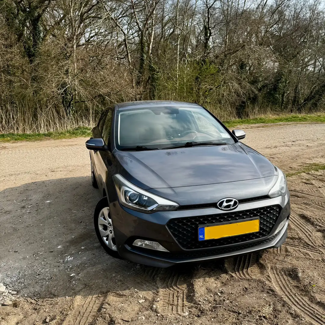 Hyundai i20 blue 1.2 Style - 1