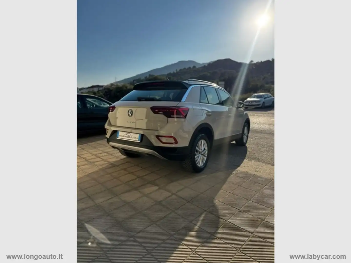 Volkswagen T-Roc 2.0 TDI SCR Life ADATTA NEOPATENTATI Grigio - 1