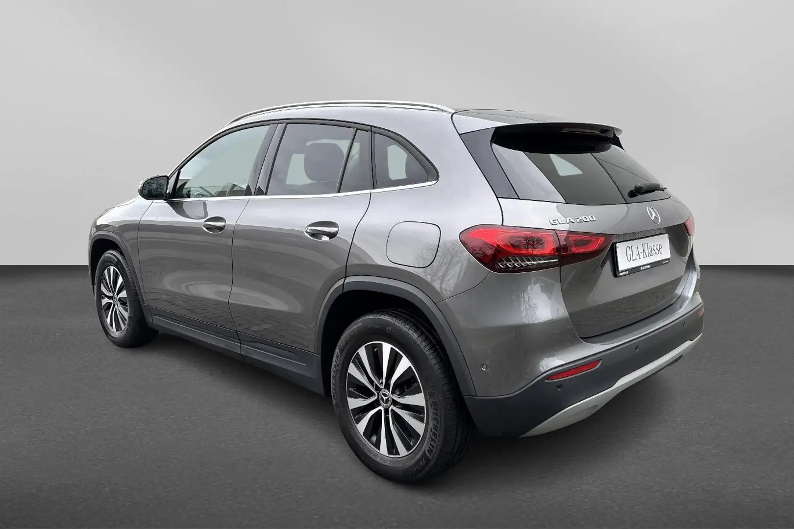 Mercedes-Benz GLA 200 *Trekhaak Gris - 2
