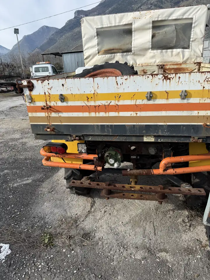 Mercedes-Benz Unimog 411, foto 3