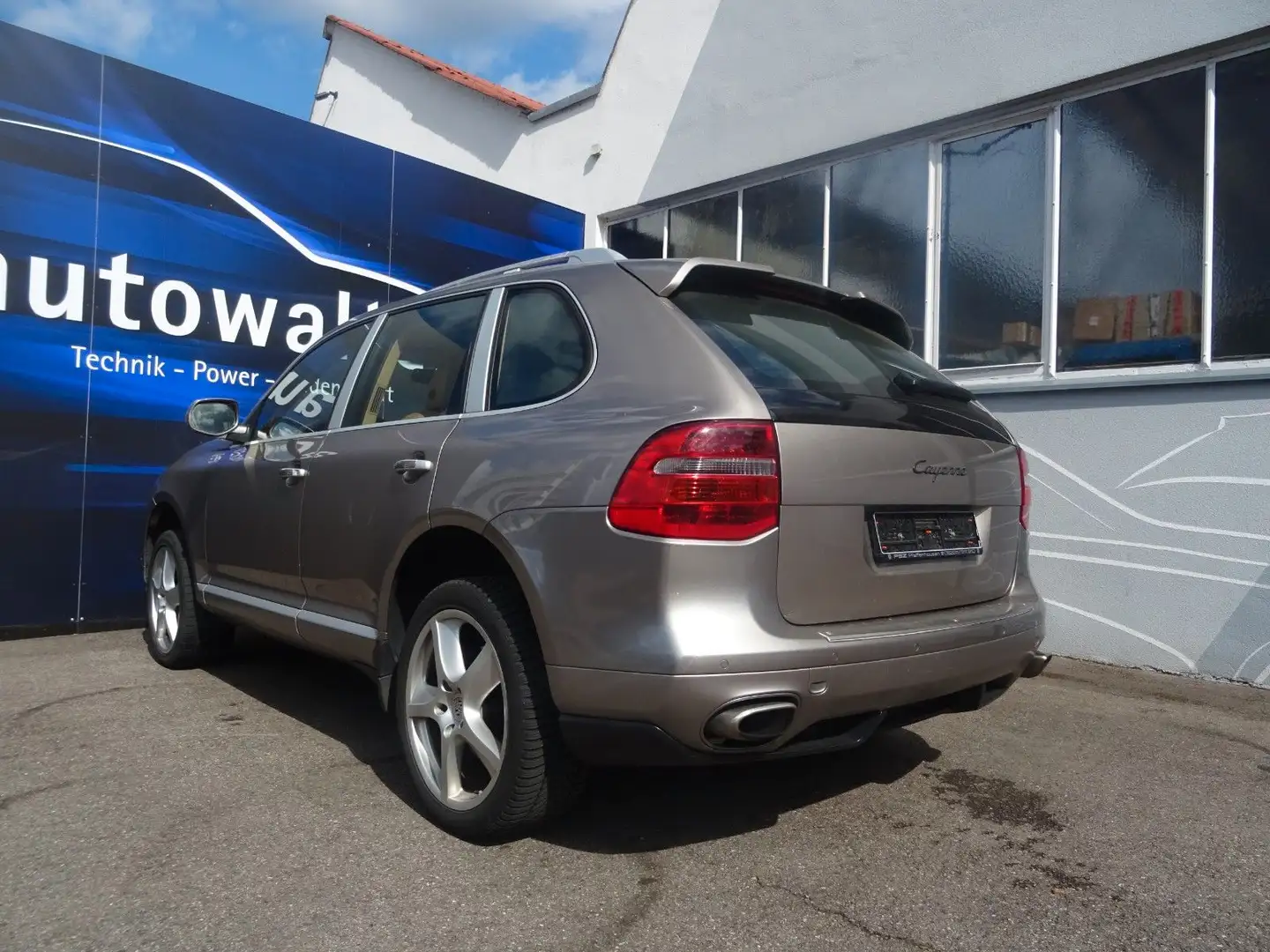 Porsche Cayenne 3.6 Beige - 2
