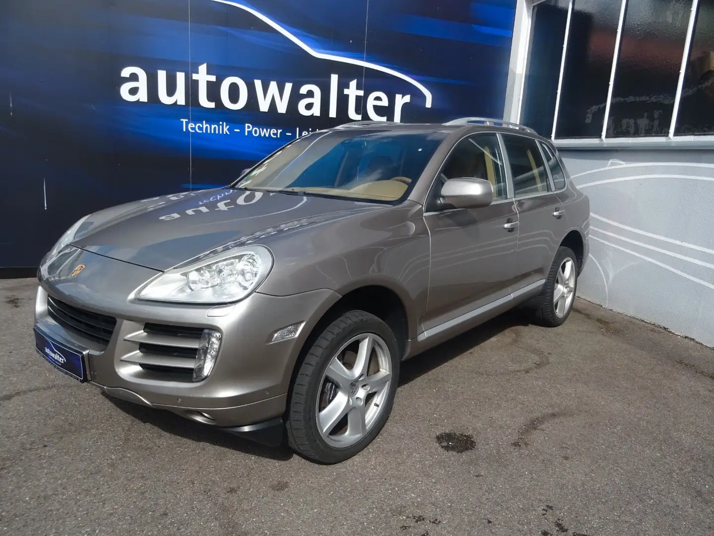 Porsche Cayenne 3.6 Beige - 1