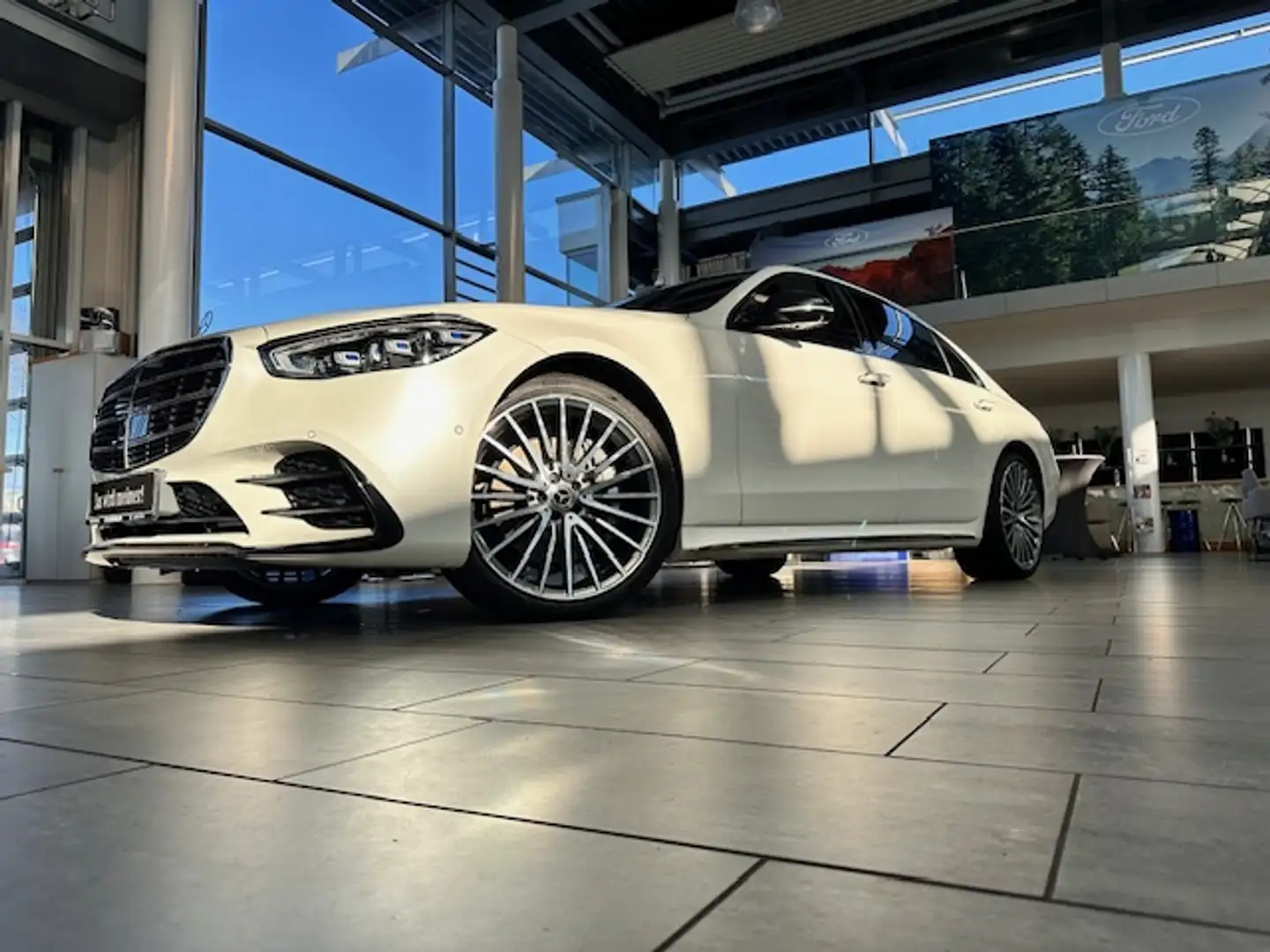 Mercedes-Benz S 400 d 4MATIC Limousine lang AMG LINE+PANORAMA Білий - 2