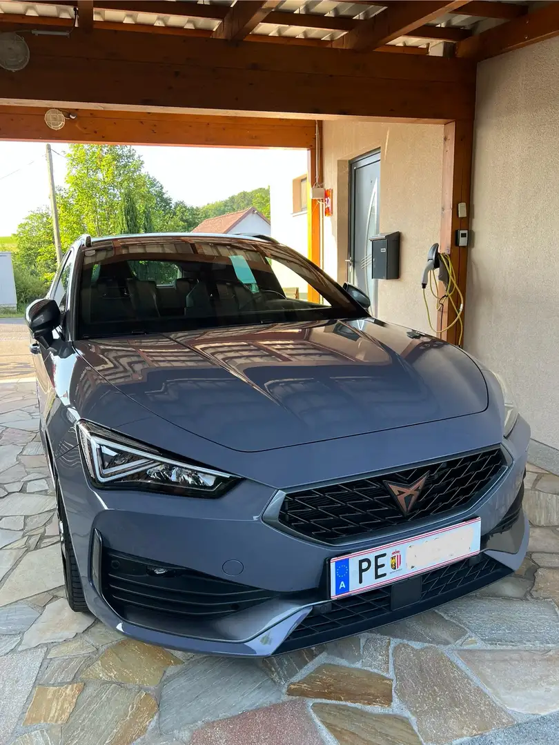 CUPRA Leon ST 245 VZ Hybrid Kombi AHK - 1