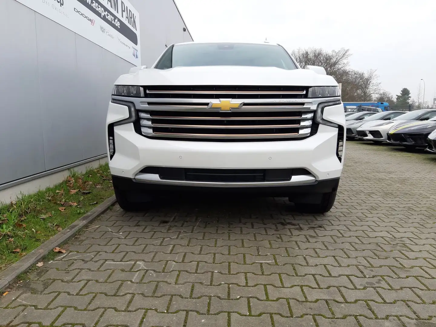 Chevrolet Tahoe High Country 6.2 V8 inkl. LPG Weiß - 2