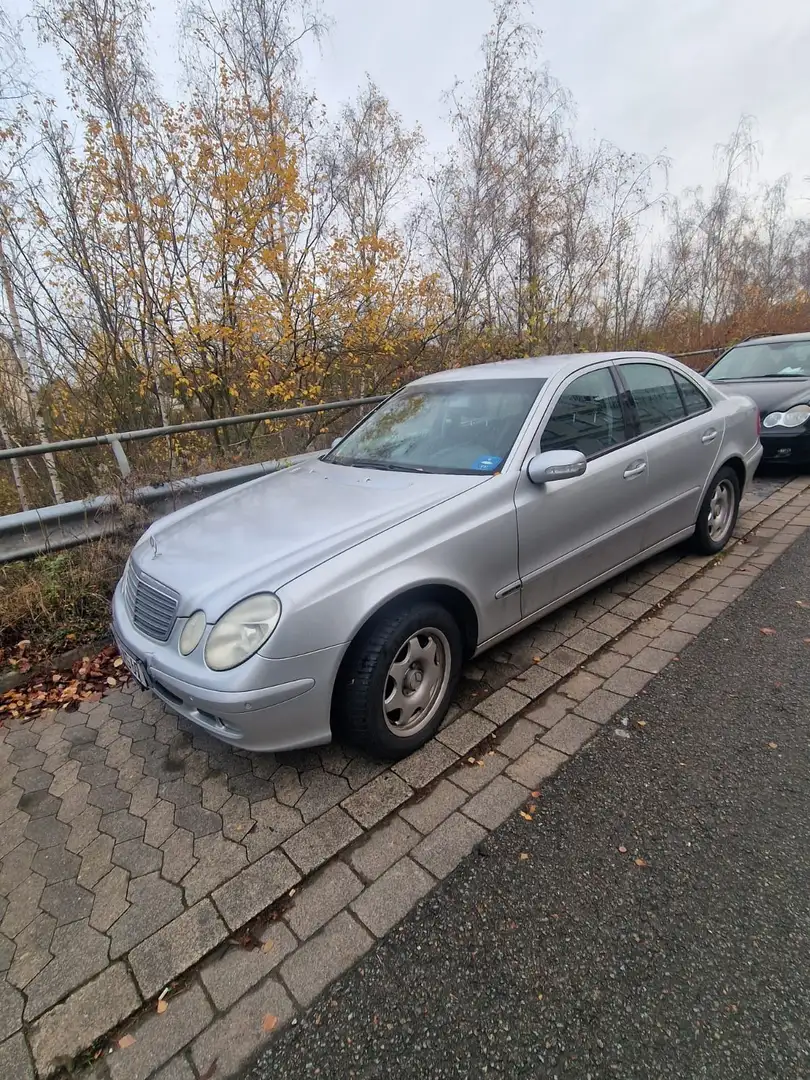 Mercedes-Benz 280 - 2