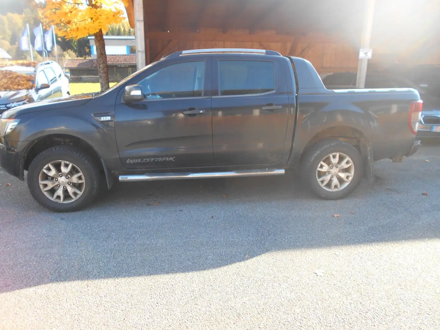 Ford Ranger Wildtrak Doppelkabine 4x4 LKW Noir - 2