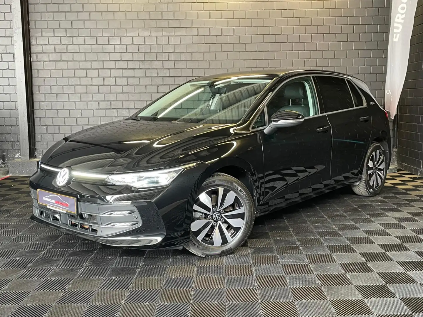 Volkswagen Golf 8 phase 2 Life GOAL 2.0 TDI DSG7 150 CV ** A Noir - 1