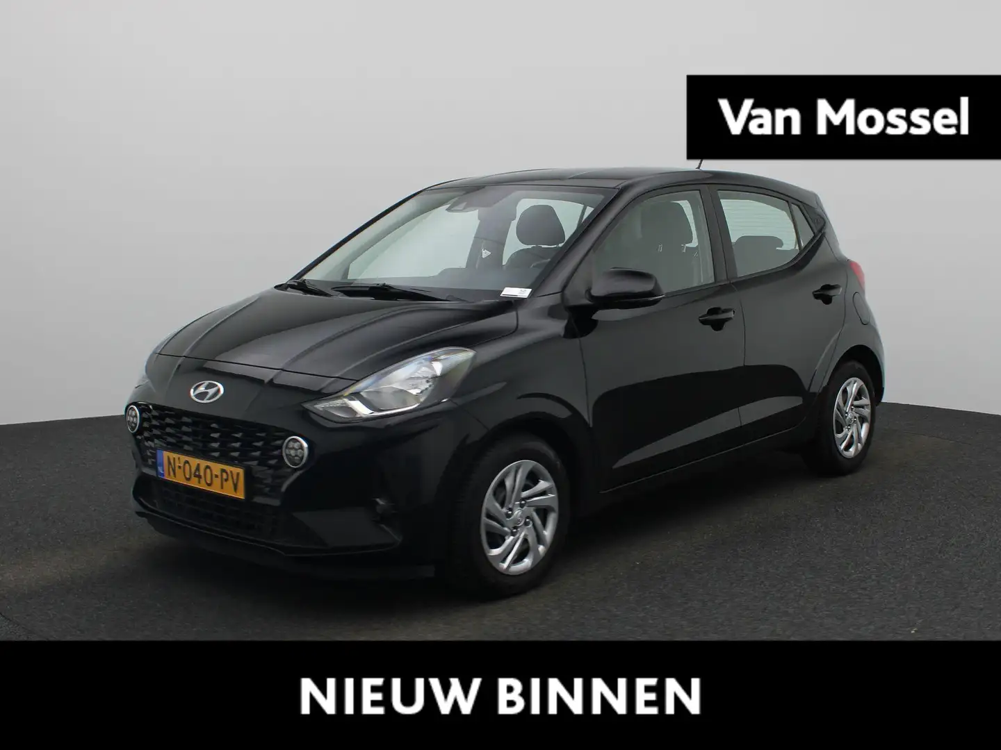 Hyundai i10 1.0 Comfort | Apple Carplay / Android Auto | Airco Zwart - 1