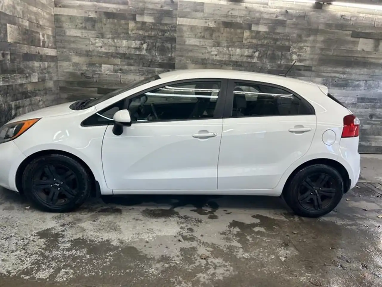 Kia Rio снимка Kia Rio