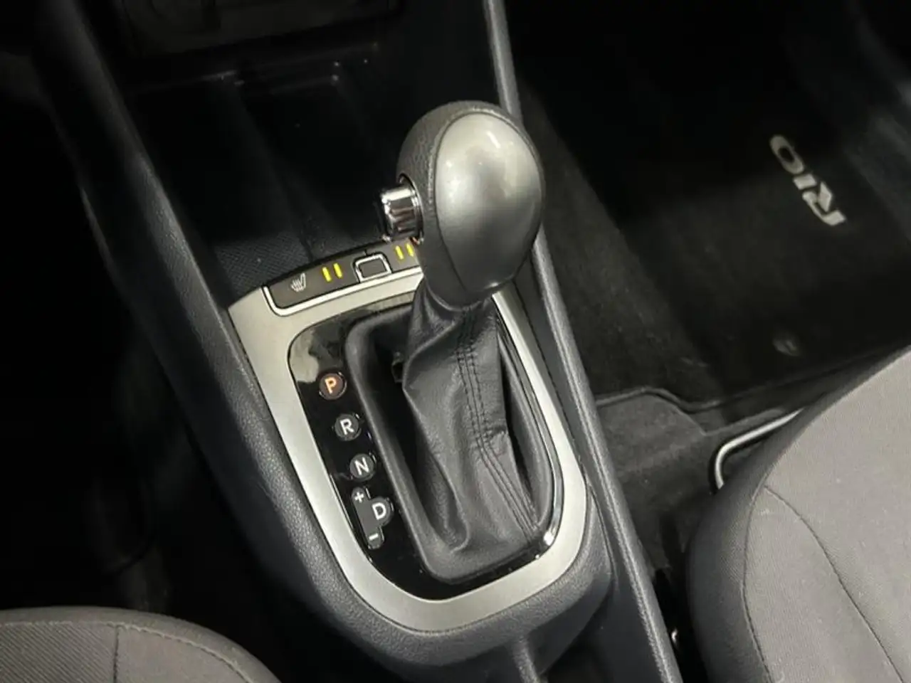 Kia Rio снимка Kia Rio