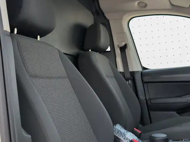 Volkswagen Caddy view 10