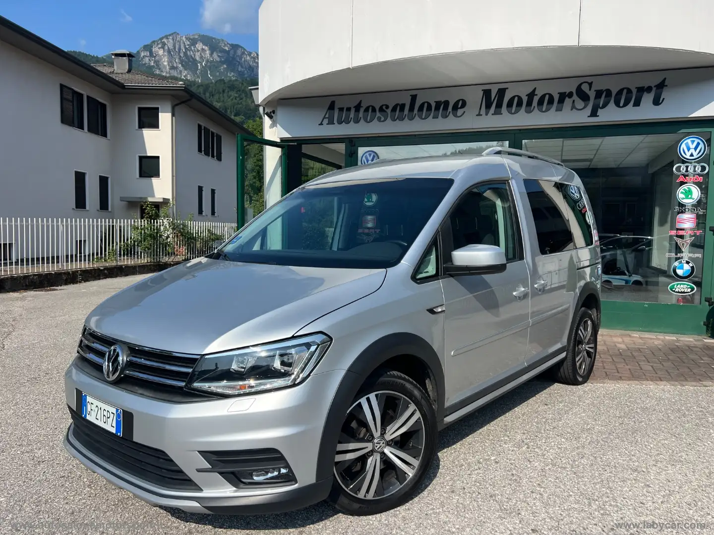 Volkswagen Caddy 2.0 TDI 102 CV Alltrack Gris - 1