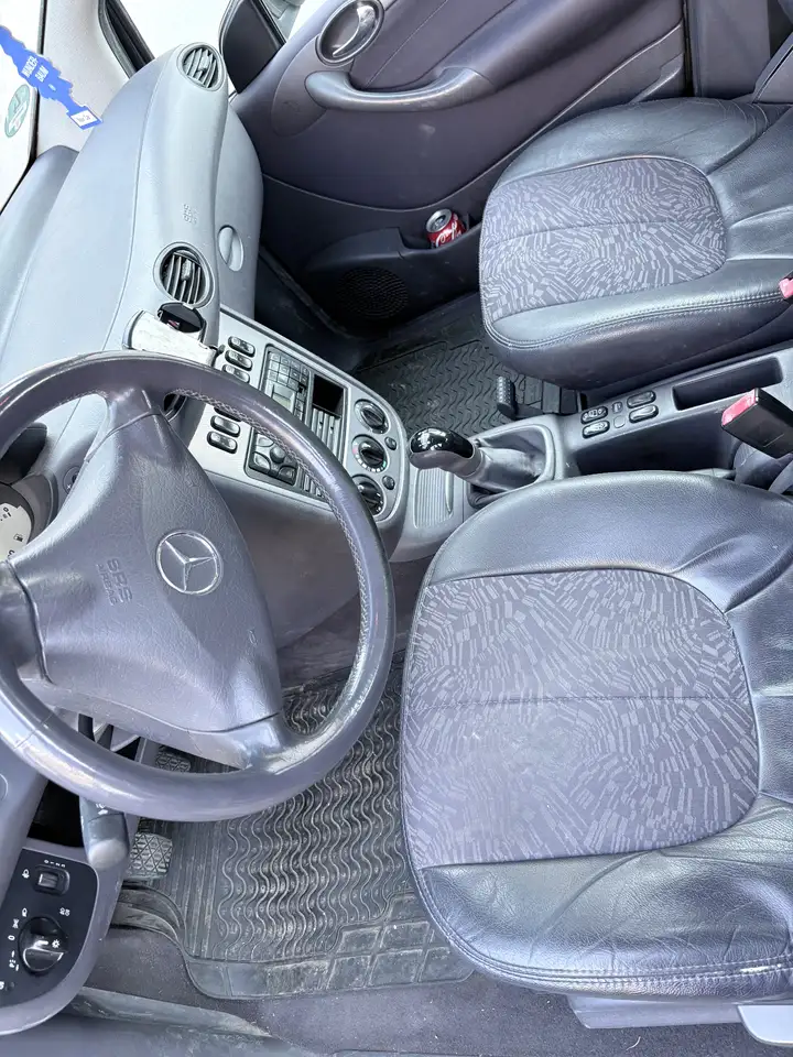 Mercedes-Benz A 190 Avantgarde, foto 3